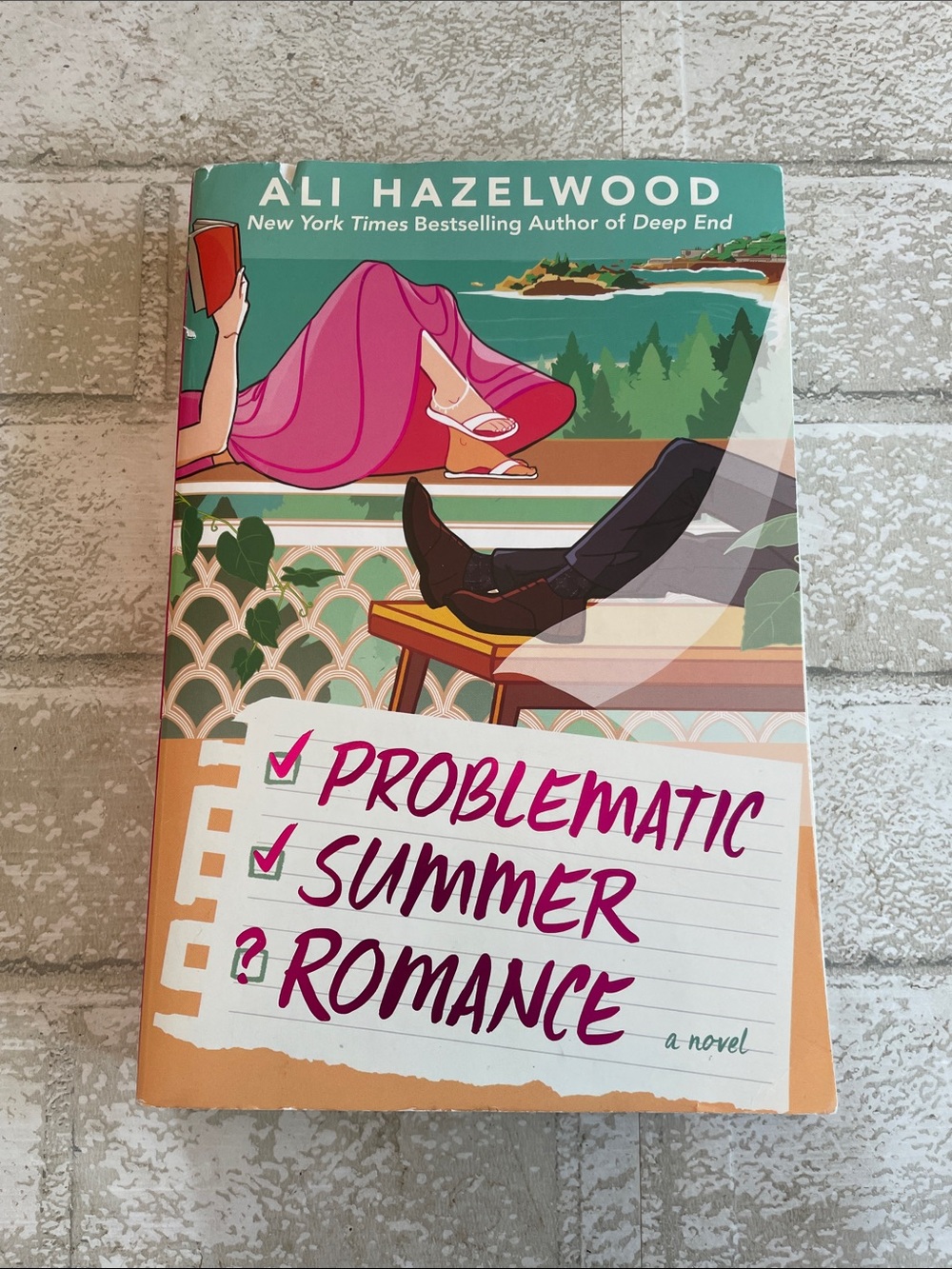 Problematic summer romance by Ali hazelwood
